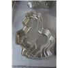 Image 3 : (4) Cake Pans - Barney, Princess, Pony, Baseball
