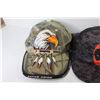 Image 6 : (9) Men's Hats