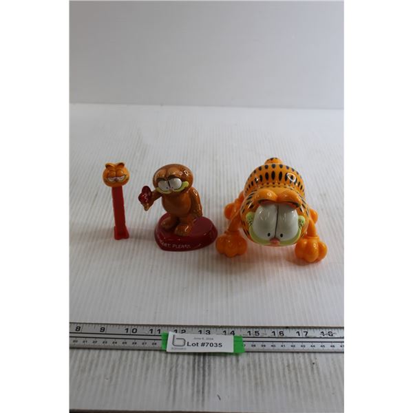 (3) Garfield Decorations