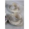 Image 4 : (6) Teacups & Saucers