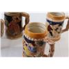 Image 3 : (4) Old Vienna Medium Sized Drinking Mugs