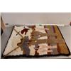 Image 1 : Wall Decorative Rug with Hanger - 23" Wide