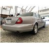 Image 14 : A3 --  2004 JAGUAR XJ8 , Silver, 261091 KM "NO RESERVE"