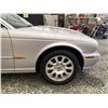 Image 29 : A3 --  2004 JAGUAR XJ8 , Silver, 261091 KM "NO RESERVE"