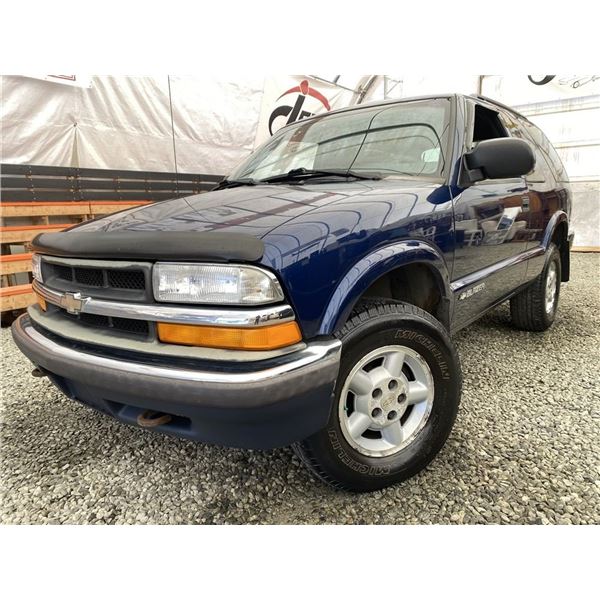 A10 --  2000 CHEVROLET BLAZER 4X4, Blue, 316,998 KM