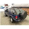 Image 22 : A10 --  2000 CHEVROLET BLAZER 4X4, Blue, 316,998 KM