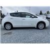 Image 11 : D4 --  2015 NISSAN LEAF S , White, 123738 KM