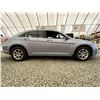 Image 11 : D6 --  2012 CHRYSLER 200 BLUE 177285 KMS