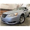 Image 1 : D6 --  2012 CHRYSLER 200 BLUE 177285 KMS