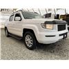 Image 8 : A12K --  2006 HONDA RIDGELINE WHITE 334384 KMS