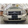 Image 5 : C6 --  2010 FORD ESCAPE GOLD 174340 KMS