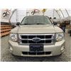 Image 6 : C6 --  2010 FORD ESCAPE GOLD 174340 KMS