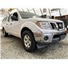 Image 8 : A12O --  2009 NISSAN FRONTIER CREW CAB 4X4, White, 228455 KM