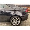 Image 25 : C6C --  2012 Volkswagen Eos Highline Black 82487 KMS