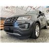 Image 2 : C6R --  2016 Ford Explorer XLT Grey 237950 KMS