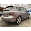 Image 14 : A7 --  2005 MAZDA 3 HATCHBACK GREY 288666 KMS