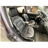 Image 41 : A7 --  2005 MAZDA 3 HATCHBACK GREY 288666 KMS