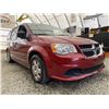 Image 8 : D4 --  2011 DODGE GRAND CARAVAN, RED 200,661 KMS
