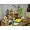 Image 2 : ESTATE:  BOX C/W CERAMIC ORNAMENTS