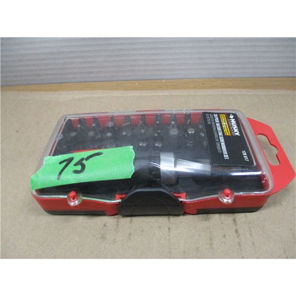ESTATE:  30 PIECE HUSKY SCREWDRIVER SET