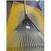 Image 1 : ESTATE:  LAWN RAKE