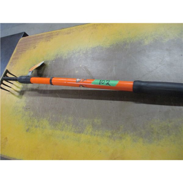 ESTATE:  BLACK & DECKER MINI RAKE