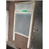 Image 3 : ESTATE/ANTIQUE:  WESTERN WOOD & GLASS WASH BOARD