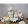Image 1 : ESTATE:  BOX C/W CERAMIC ORNAMENTS