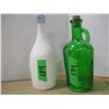 Image 1 : ESTATE:  1 WHITE & 1 GREEN BOTTLES