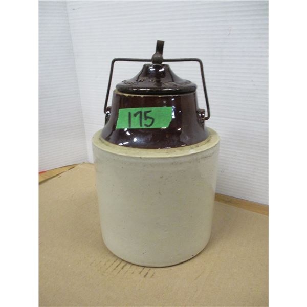 ESTATE/ANTIQUE:  PICKLE CROCK C/W TOP