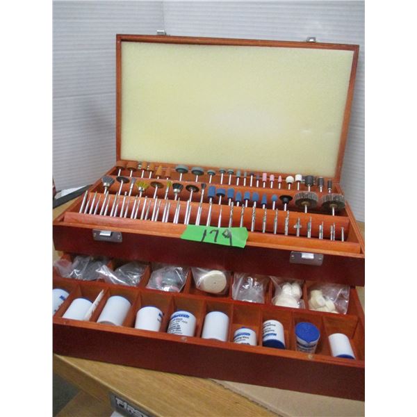 ESTATE:  SET OF DISCS, OILS & DREMEL KIT