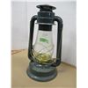 Image 2 : ESTATE/COLLECTABLE:  DIETZ HURRICANE LANTERN