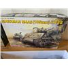 Image 8 : Lot of 3 Unbuilt Model Tanks Kits -SHERMAN - L/70 - KRASNOE
