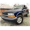 Image 1 : A10 --  2000 CHEVROLET BLAZER 4X4, Blue, 316,998 KM