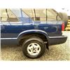 Image 25 : A10 --  2000 CHEVROLET BLAZER 4X4, Blue, 316,998 KM