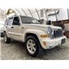 Image 8 : A12D --  2005 JEEP LIBERTY LIMITED 4X4, White, 222,722 KM
