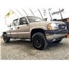 Image 8 : 0U--2001 GMC SIERRA SLT 2500 HD BEIGE, 4X4, 194,482 KMS