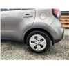 Image 25 : C6B --  2017 KIA SOUL BASE GREY 155979 KMS