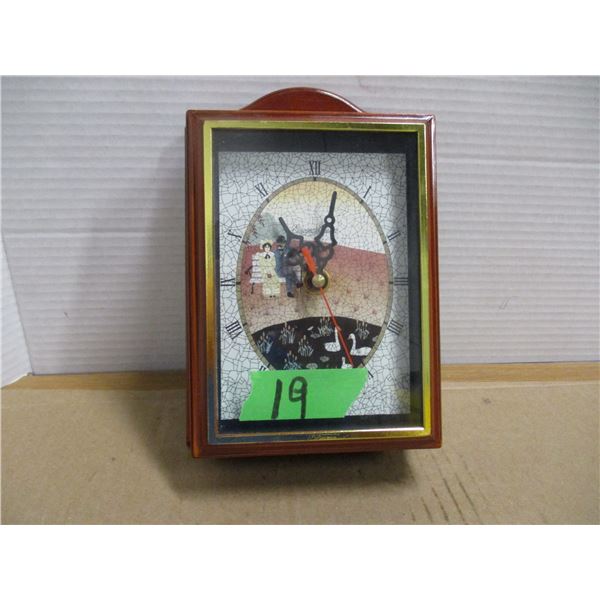 ESTATE:  CLOCK KEY BOX