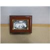 Image 1 : ESTATE:  MUSICAL JEWELRY BOX