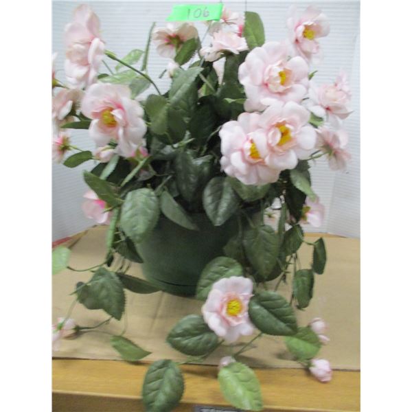 ESTATE:  ARTIFICIAL HANGING PLANT