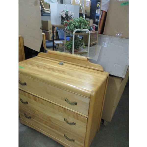 ESTATE:  3 DRAWER DRESSER C/W MIRROR (WATERFALL)