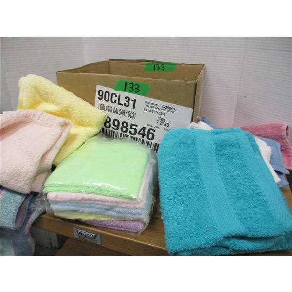 ESTATE:  BOX C/W ASSORTED TOWELS