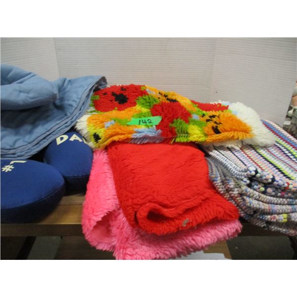 ESTATE:  BOX C/W MATS & NECK PILLOW