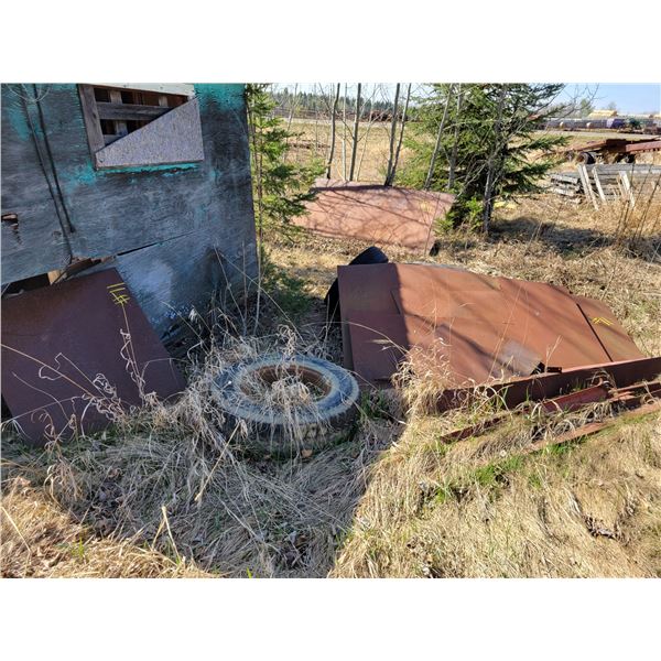 1- Lot of misc. plate