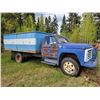 Image 1 : 1979 Ford 600 Truck, V8 Gas, 4 spd, 14 ft Steel B & Hoist, Showing 53,645 Km, #F61CCEC6437, Running 