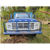 Image 2 : 1979 Ford 600 Truck, V8 Gas, 4 spd, 14 ft Steel B & Hoist, Showing 53,645 Km, #F61CCEC6437, Running 