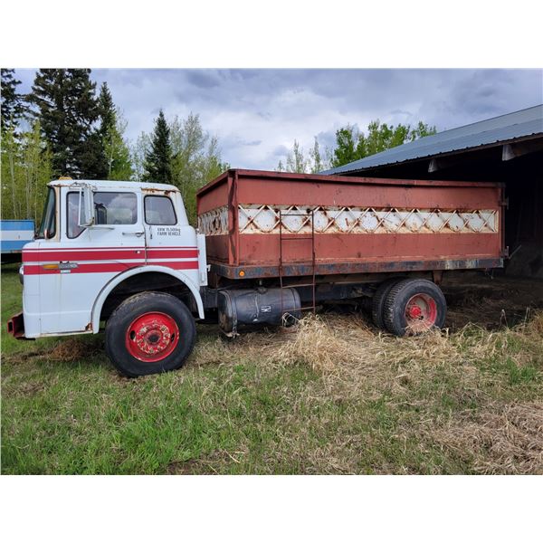1980 Ford 8000COE Truck, Cat Diesel, Auto, 15 ft Steel B & Hoist, #D80UVGK0573, showing 22739 miles,