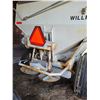 Image 5 : Wilmar Super 800, 540 PTO Drive Fertilizer Spreader, 19L-16.1 Tires, Tandem Axles, 540 PTO, Nice Con