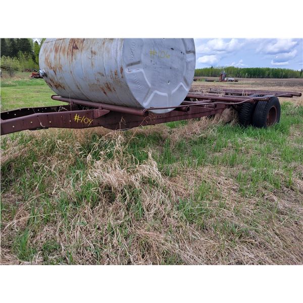 Pindle hitch single axle bale trailer